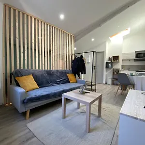 https://studio-loft-confortable-manosque.fr-provencehotel.com